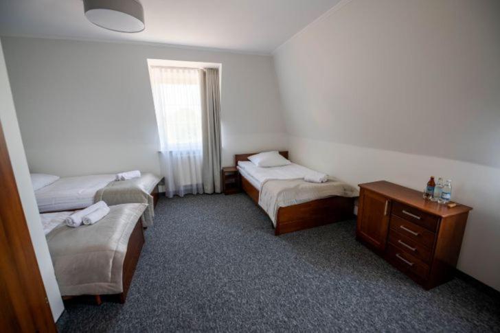 Hotel Palacowa Narol Екстериор снимка