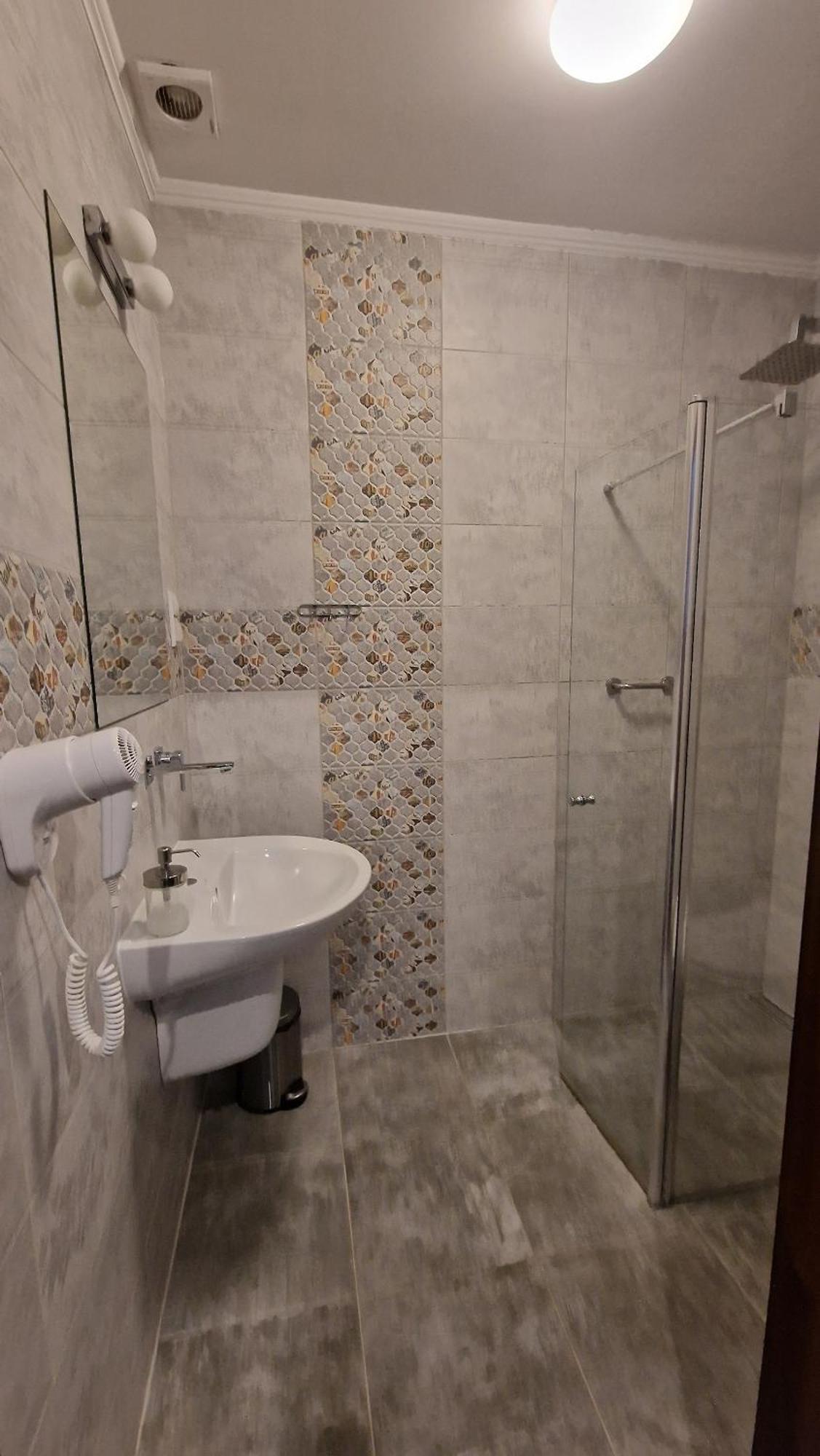 Hotel Palacowa Narol Екстериор снимка